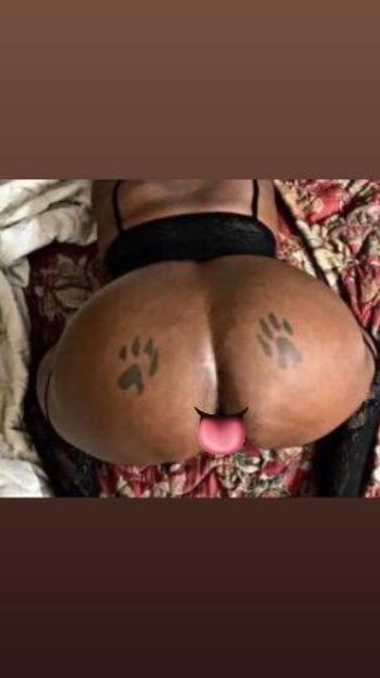 April , 35  female escort, Bronx