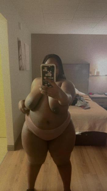 Kash, 23  female escort, Bronx