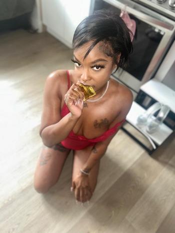 Mya , 28  female escort, Bronx