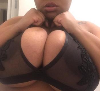 3328770240, female escort, Bronx